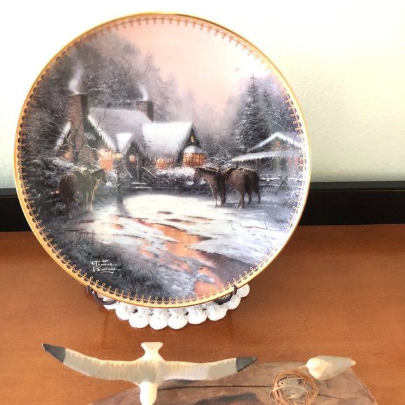Thomas Kinkade Other - THOMAS KINKADE "A CHRISTMAS WELCOME GATHER AT OUR HOME1997 PLATE & CERT.IFICATE